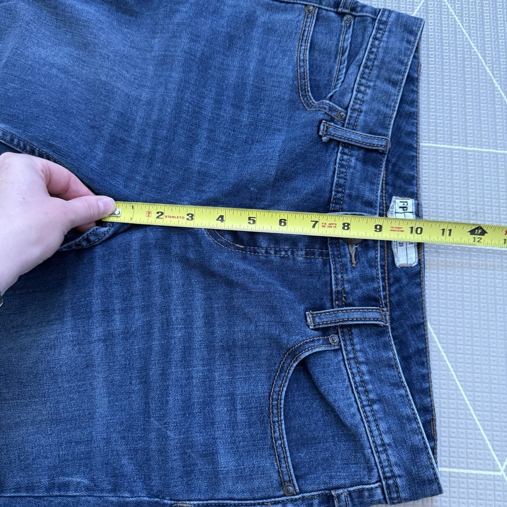 Free People Jeans Size 29 Slim Skinny‎ Distressed Raw Hem - Picture 7 of 8